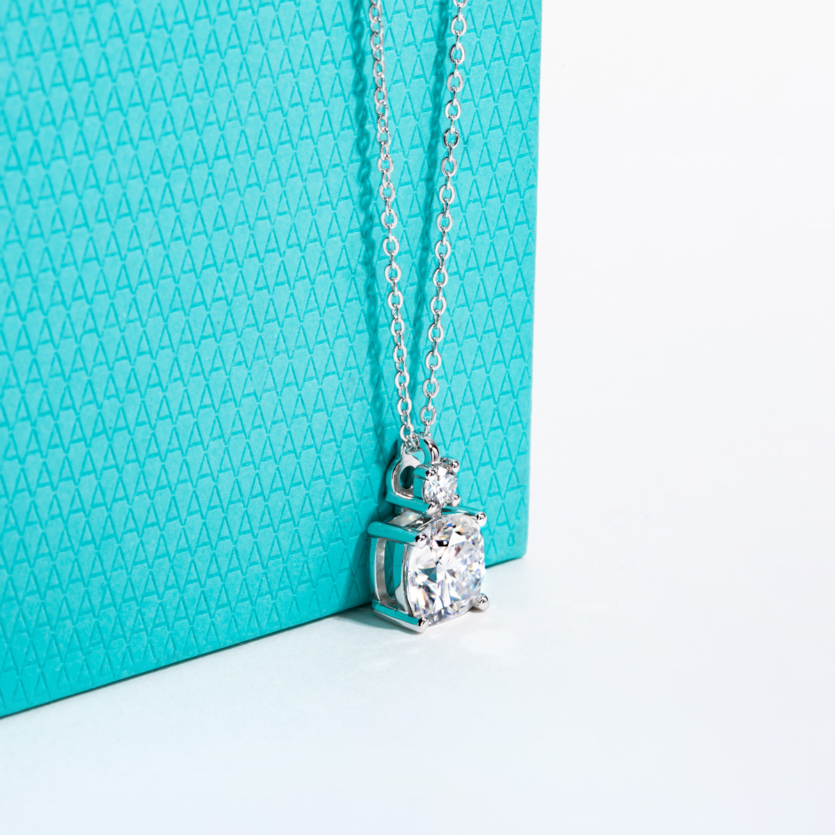 AnuJewel 2ct/2.5ct Yastık Kesi - Ansi Chain incelemesi ve fiyatı